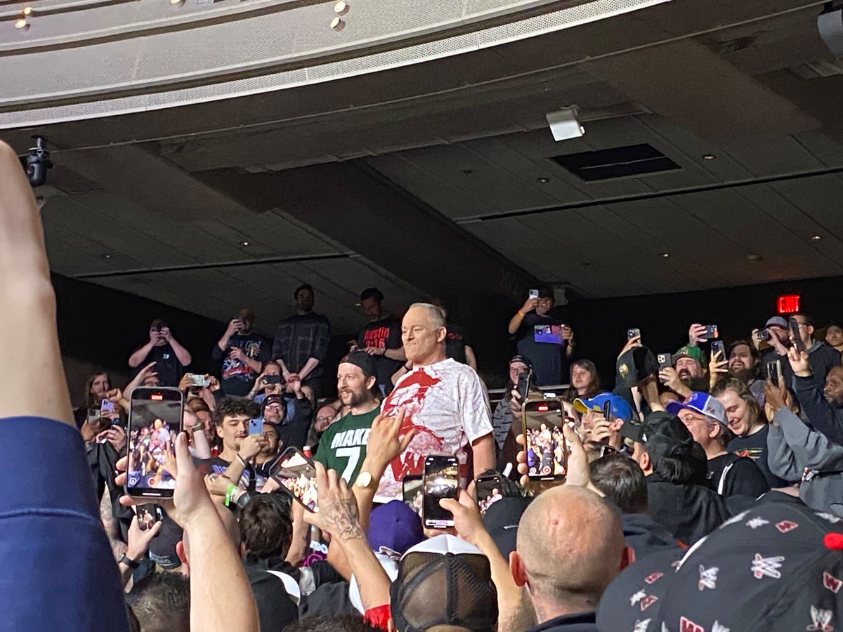 Le Sandman qui apparaît au Spring Break !