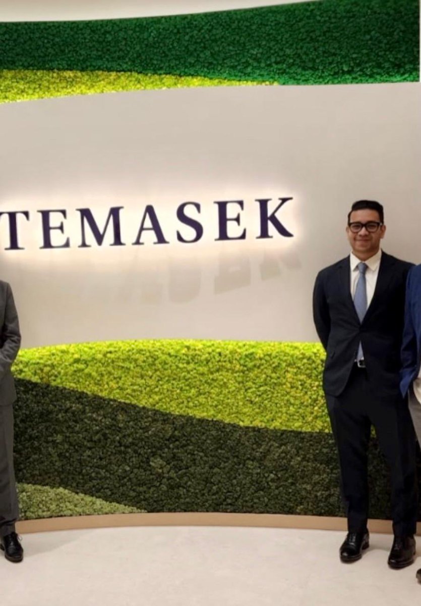 ZareefHamid's tweet photo. Looking back on my time at BCG, I’m especially grateful for the opportunity to meet Temasek’s innovation team. A true privilege! 
#Temasek #Innovation #BCG #Strategy https://t.co/eOeCGE861n