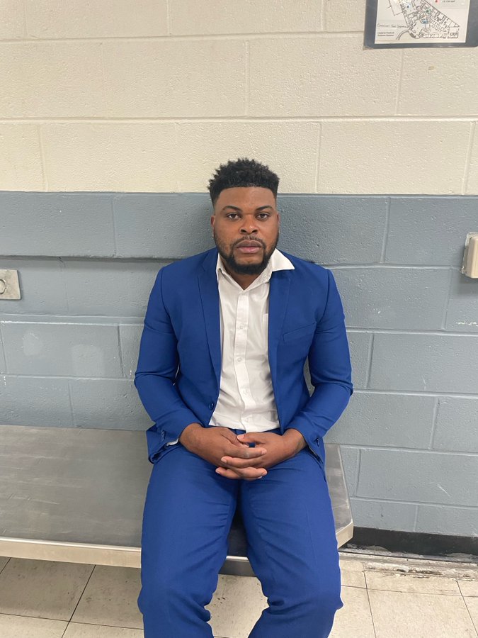 ICEgov's tweet image. With help from the ATF, our special agents captured this Jamaican fugitive accused of a brutal murder in Saint Lucia. We found him in Georgia in possession of a stolen firearm. Once extradited, he’ll stand trial for the alleged murder.
💻Learn more in our newsroom.