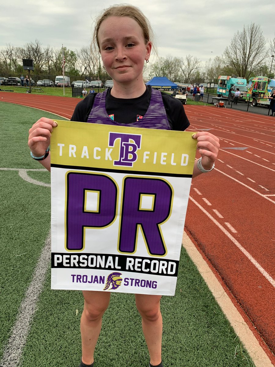 Addy earned a new PR in the 2-mile with a strong finish at FZE! #tbhsrunner