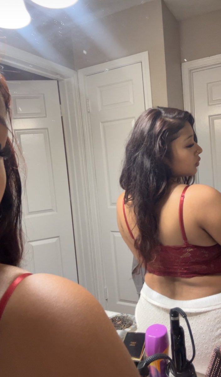 Keniaaa20's tweet photo. 🤭 https://t.co/9yaJ7g0D1s