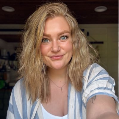 Haven’t updated my profile pic on twitter in like 3 years so I thought it was time #NewProfilePic