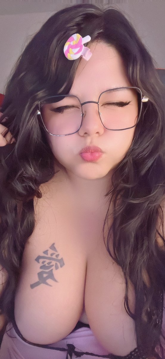 DaniBonie's tweet photo. Ando en twitch https://t.co/0ovWEg0Onz
#streamer #streamerperu #streamerlatam #gamer https://t.co/VndQDk29ZQ