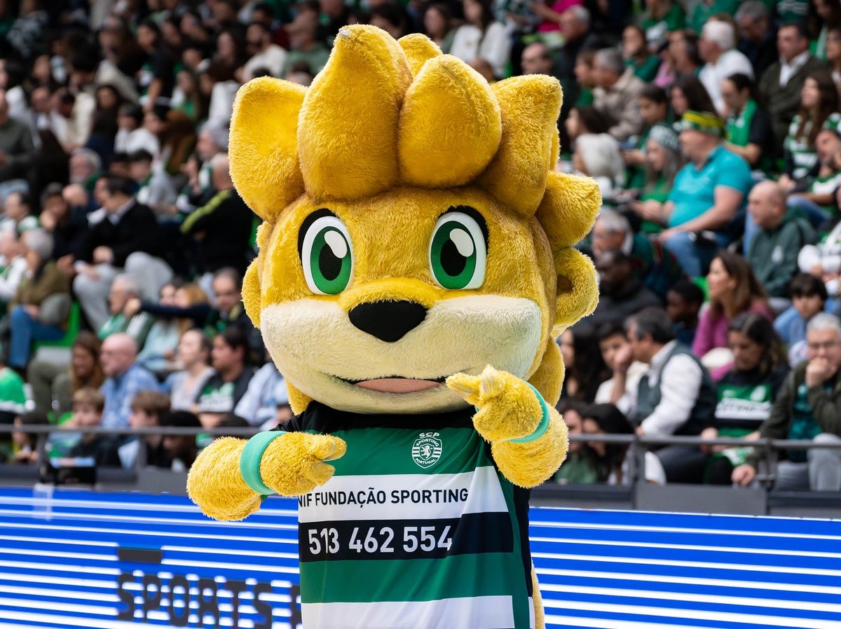 VolFemininoSCP's tweet photo. Alguns momentos do jogo de quinta-feira, Sporting CP vs SC Braga
Fotos: Página do Facebook da FPV e Luís Martins.
#SportingCP
#VoleibolFemSCP
#fpv
#LigaSolverdept
#momentos https://t.co/urQsR3YdWF