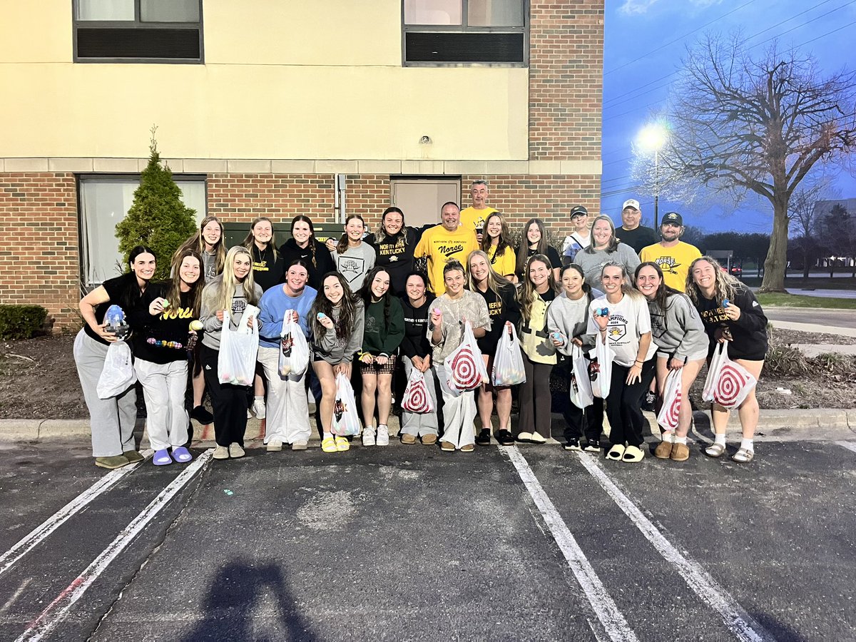 The Easter Bunny came early and surprised us with an egg hunt this evening! Wishing everyone a Happy Easter weekend!🐰💐