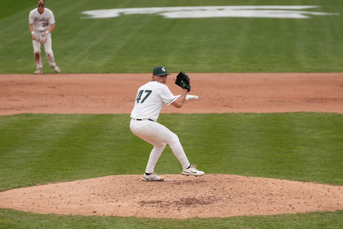 Friday fun for the dub. 

#GoGreen