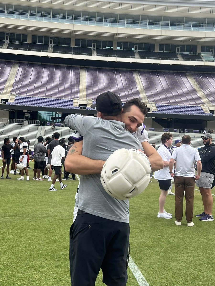 Coach Woodard (@coach_woodard) on Twitter photo Today was a special day!
Appreciate the invite to come see you practice <a href="/JosephManjack/">Joseph Manjack IV</a>, and absolutely loved having lunch and catching up!
Love every single one of the kids I have ever taught or coached!
<a href="/ewoodard1/">Liz Woodard</a> Today was a special day!
Appreciate the invite to come see you practice <a href="/JosephManjack/">Joseph Manjack IV</a>, and absolutely loved having lunch and catching up!
Love every single one of the kids I have ever taught or coached!
<a href="/ewoodard1/">Liz Woodard</a>