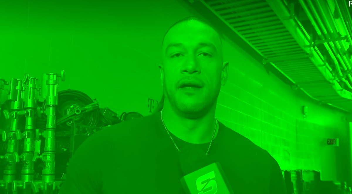 MrSantiZap's tweet photo. "Drew, at WrestleMania - it's all ogre for you" https://t.co/zr9y3cPQRo
