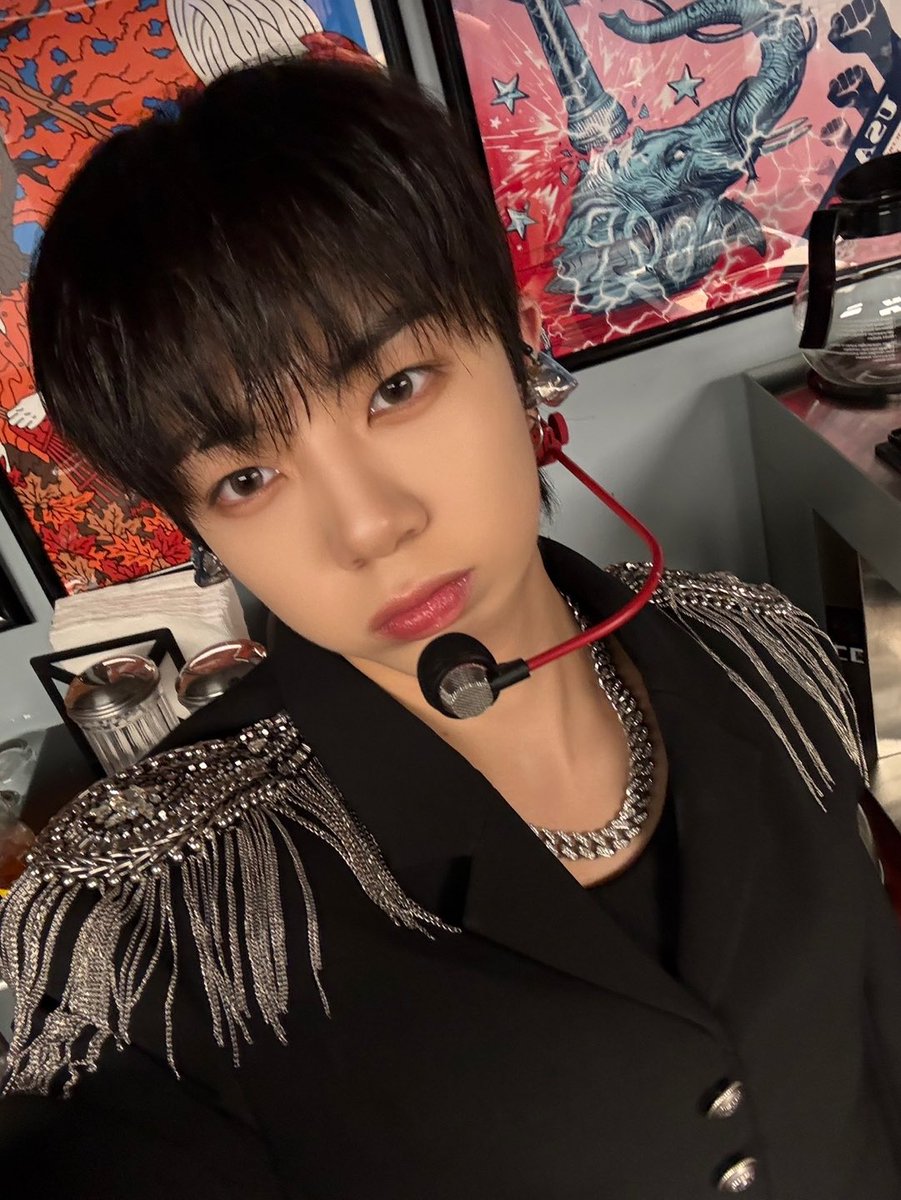MEMBERS_8TURN's tweet photo. 제복허니🤭

#8TURN #에잇턴 #エイトターン
#승헌 #SEUNGHEON #スンホン https://t.co/af2F6Ikaks