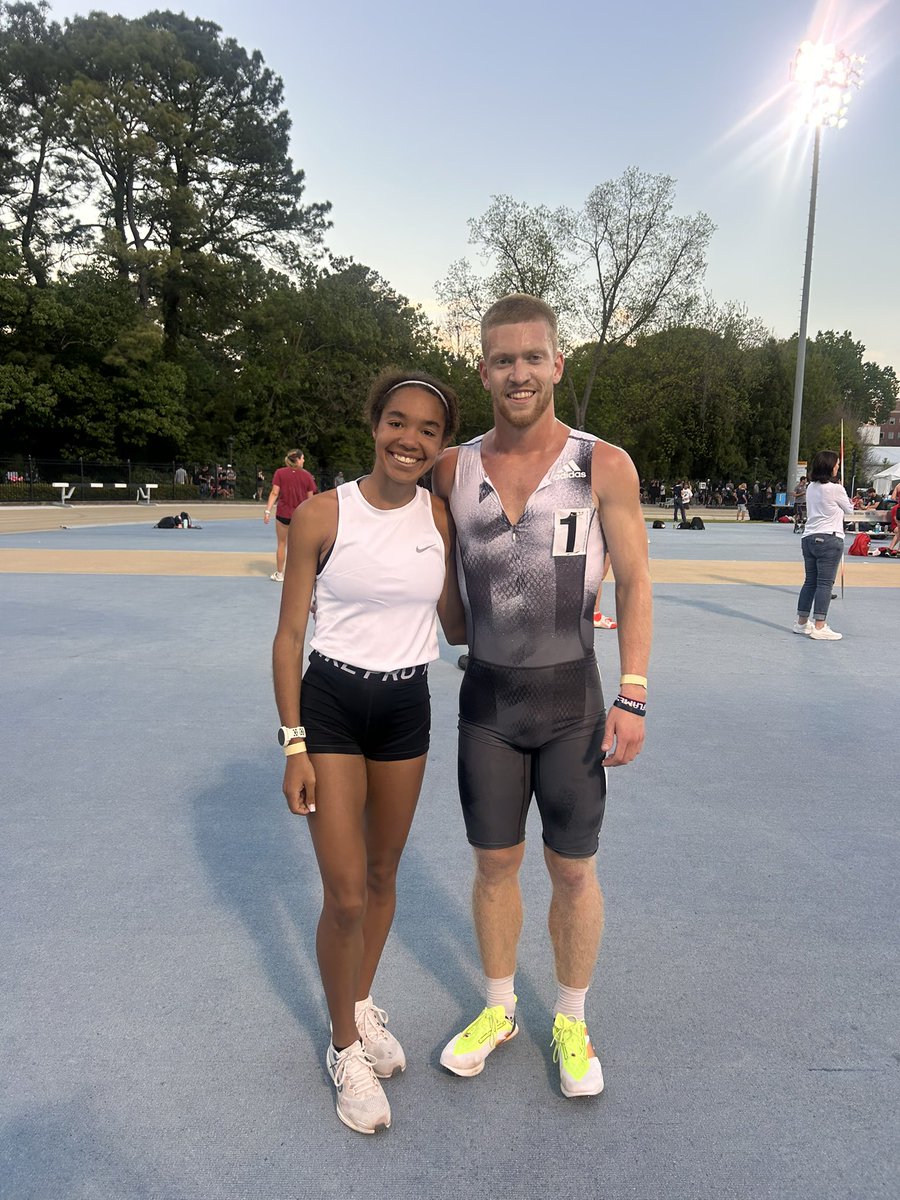 LeeUTFXCcoach's tweet photo. Hate redshirting these guys, but it will make next year extra special! Aria Hawkins ran what would be a DII #1 and #12 all time in the 1500m with a 4:15. Ryan Lovelace ran what would be a DII #4 with 3:43 with the 1500m for the win! Big PRs taking advantage of the year! https://t.co/zQqNMBvntS