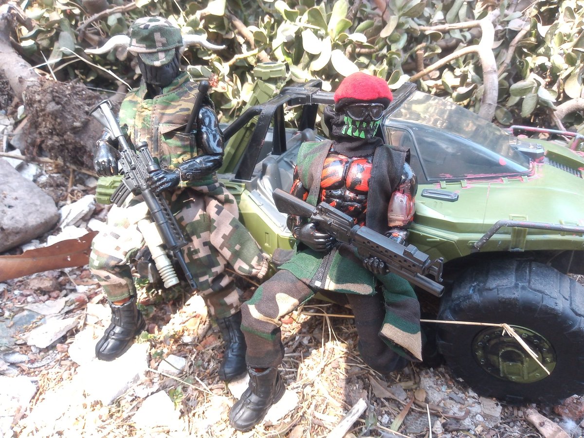 TERROR025's tweet photo. Fotos del custom de terror y compañero mortal!
Un custom paga mi amigo @Mortal242 basado en su oc, espero les guste y ojalá pudiera hacer custom de todos mis amigos je https://t.co/JCqKcI8xIB