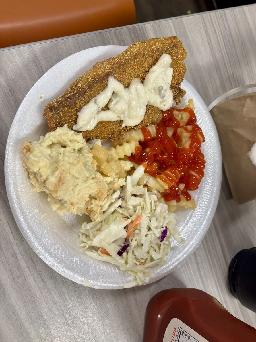 Amy Hahn tweet media