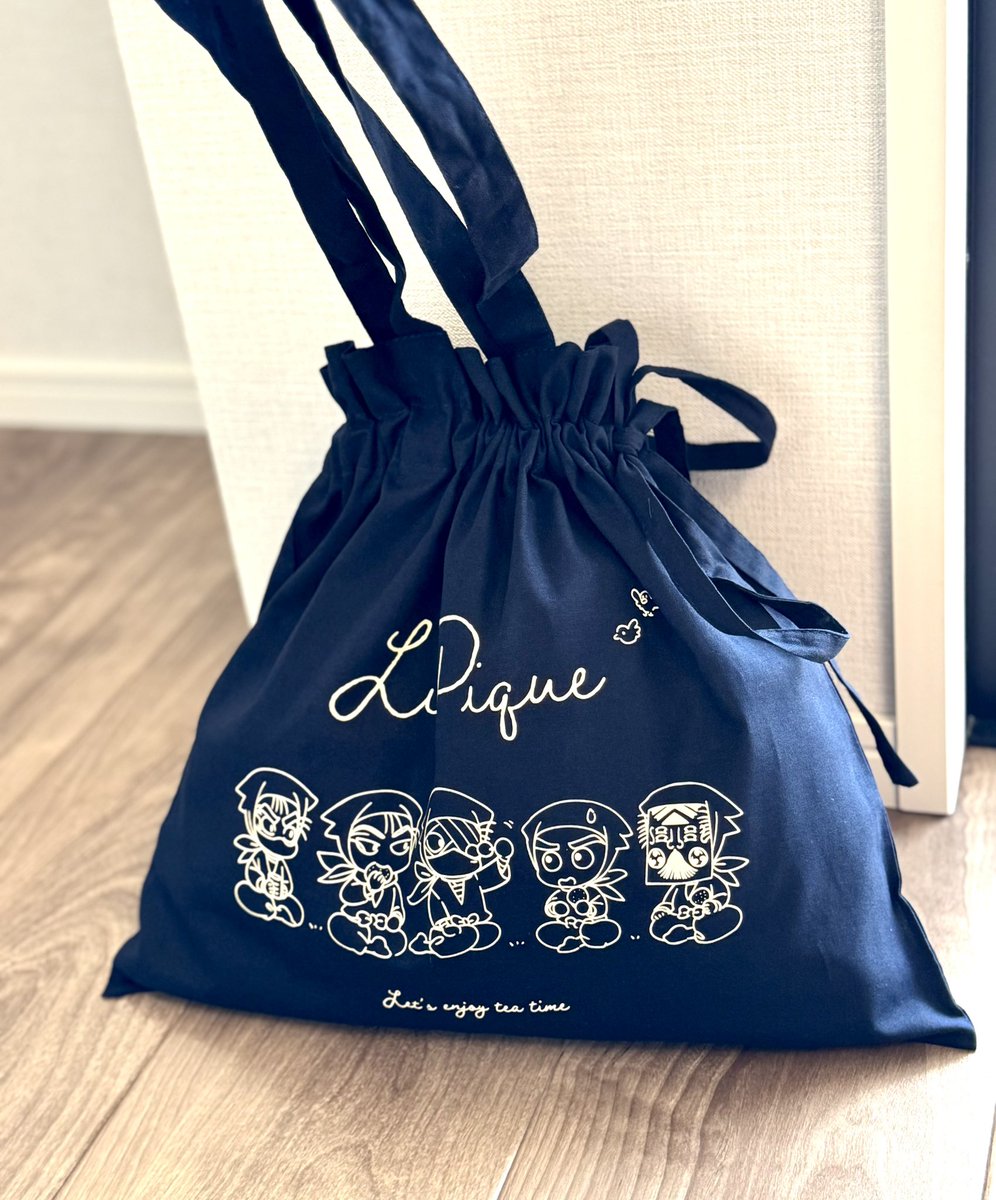 s__o___i's tweet image. スパコミのタソ忍バックが届いた~
B5が40冊くらい入ります！(約W400xH350mm)

🍡🍵🐺隊と押🦅🍵🍘