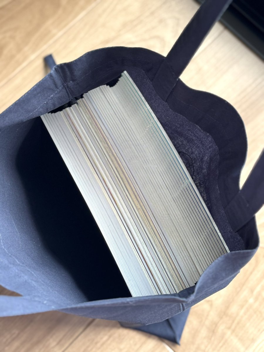 s__o___i's tweet image. スパコミのタソ忍バックが届いた~
B5が40冊くらい入ります！(約W400xH350mm)

🍡🍵🐺隊と押🦅🍵🍘