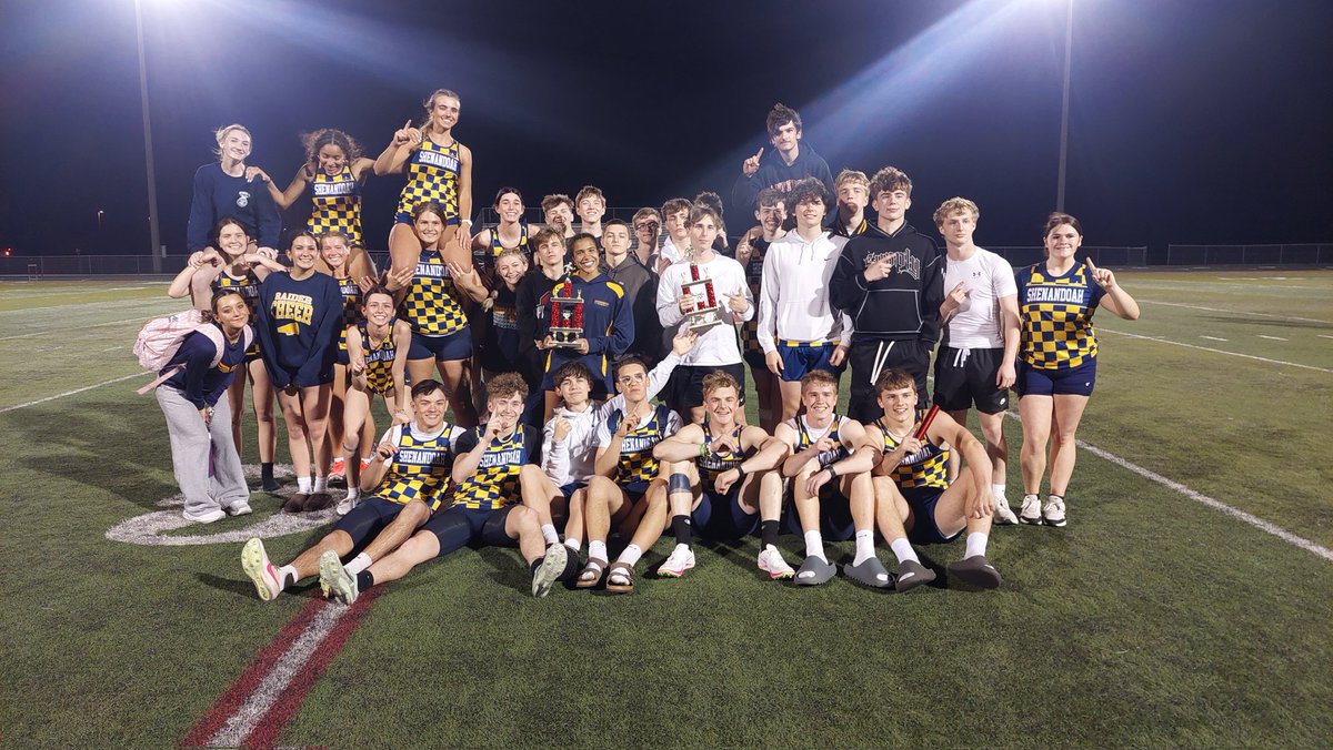 jasonmfries's tweet photo. Boys and Girls are Panther Invite champions! Great work on a windy night! #wintogether @hunt_Rob @ShenandoahSport @CadeHamp10 @KGBarrentine https://t.co/UbCyDLzexY
