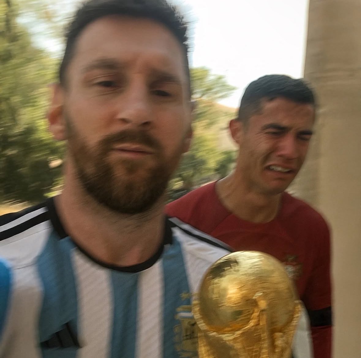 danielcoutofl's tweet image. Why is Leo so mean?