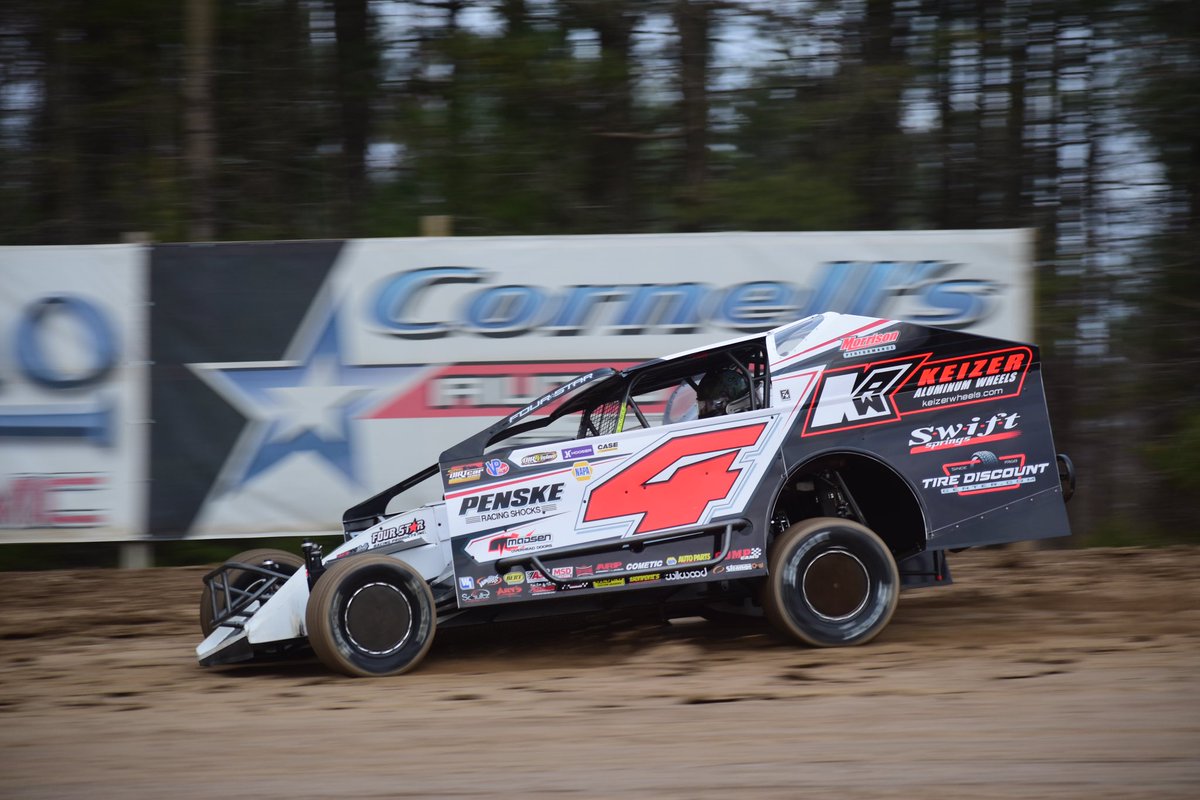 SuperDIRTcar's tweet photo. #AS60 | Ant-Man @AnthonyPerrego captures the final Last Chance Showdown of the night! https://t.co/Irfx0veV0D