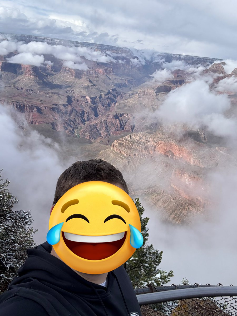 SkippyMagoo12's tweet photo. Grand Canyon not as deep as Skips bag. How bout you pussies get your money up. #LANK https://t.co/jZXWEUrF9l