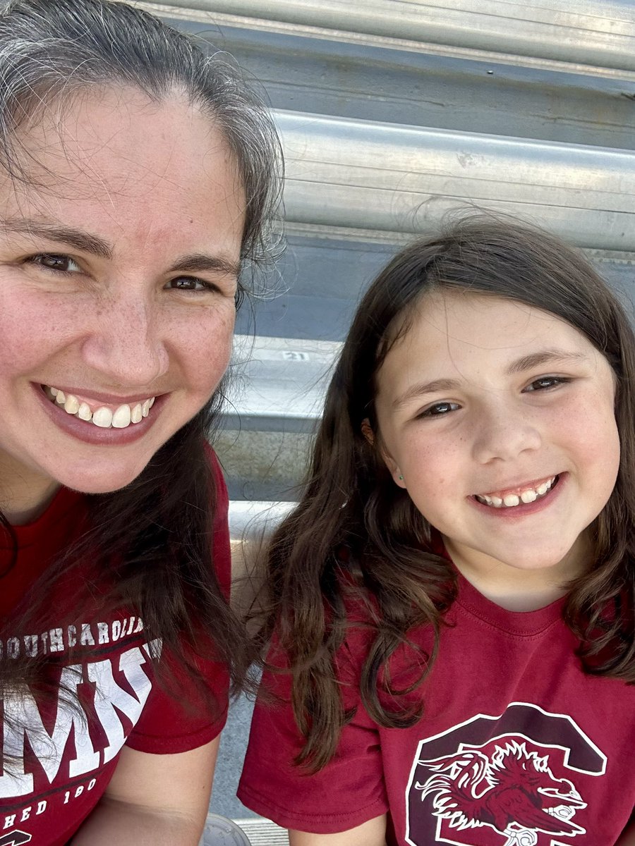 Erin Fox tweet media