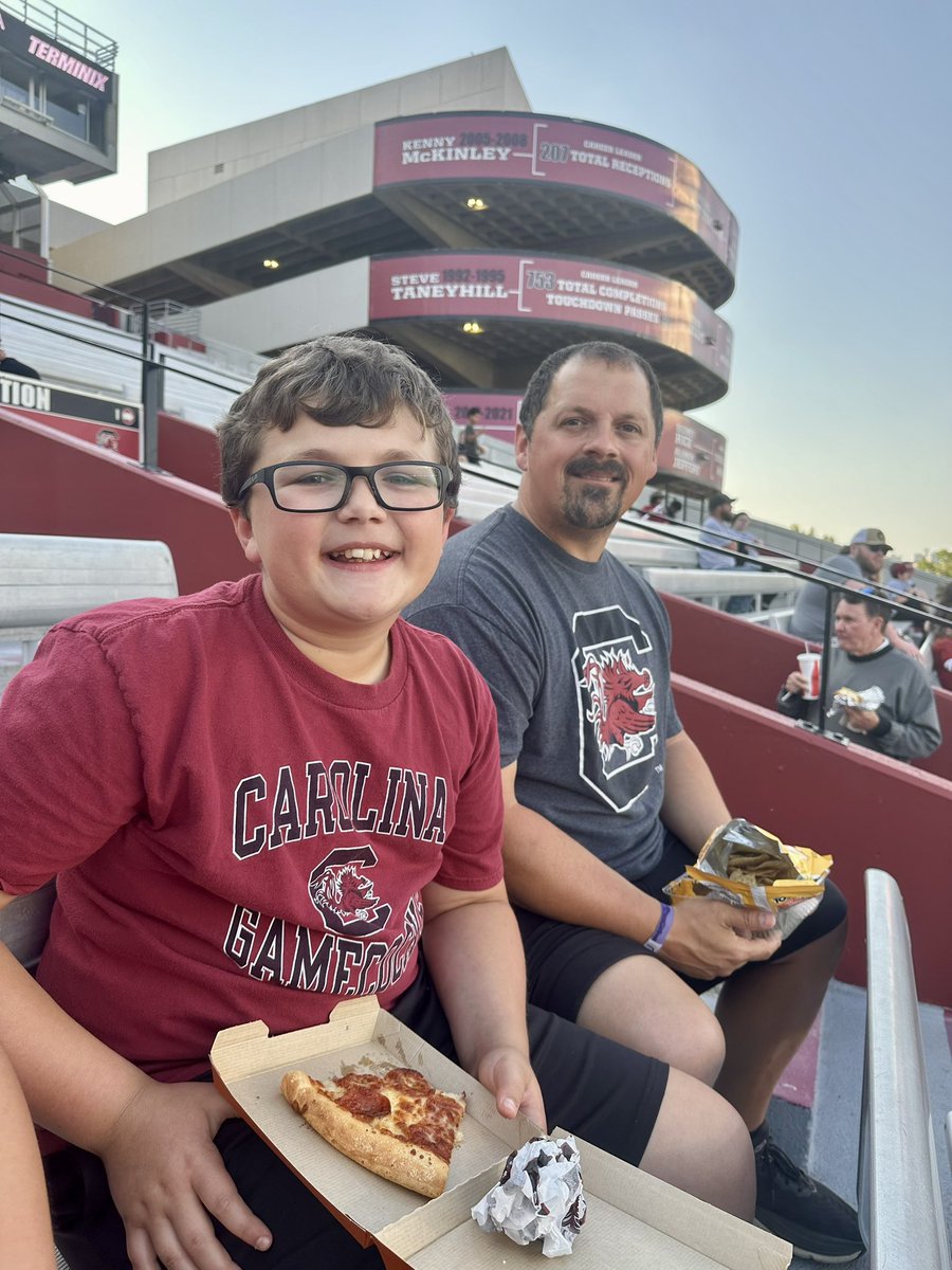 Erin Fox tweet media