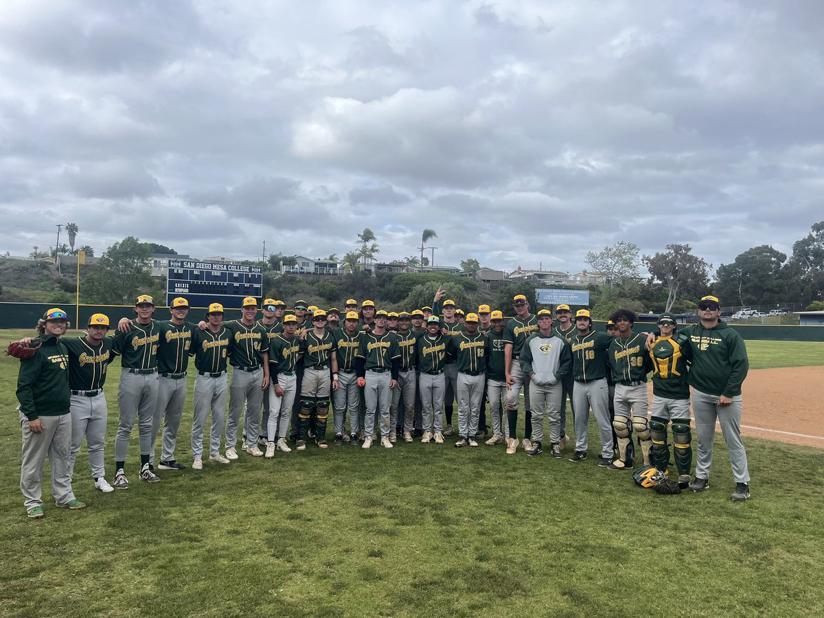 GCGriffin_BSB's tweet photo. Griffins Baseball Nation game alert🔥⬆️⚾️ Griffins win 10-5 over San Diego Mesa College. This give the G-House the season series🔥⬆️⚾️🏠 https://t.co/tCCqA0Ei4d