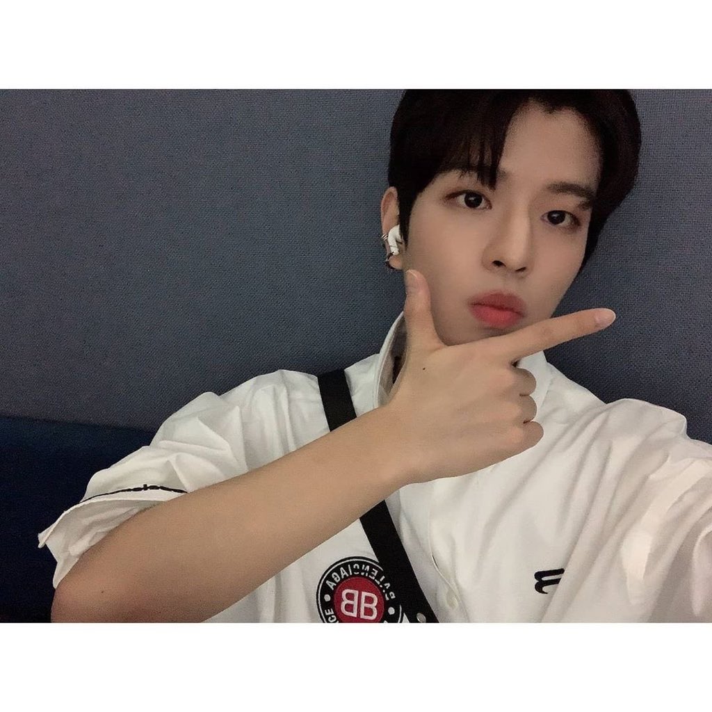 𝐞ig𝚑𝕥 𝐤𝕚ddz 𔘓𓈒࣪· 𝕚𝚗 𝕝i𝚏ē ! tweet media