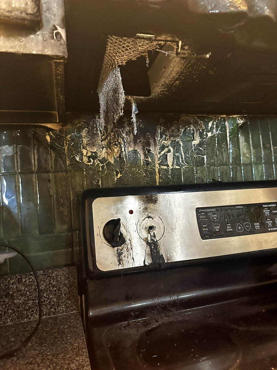 THEObr❂mic tweet media