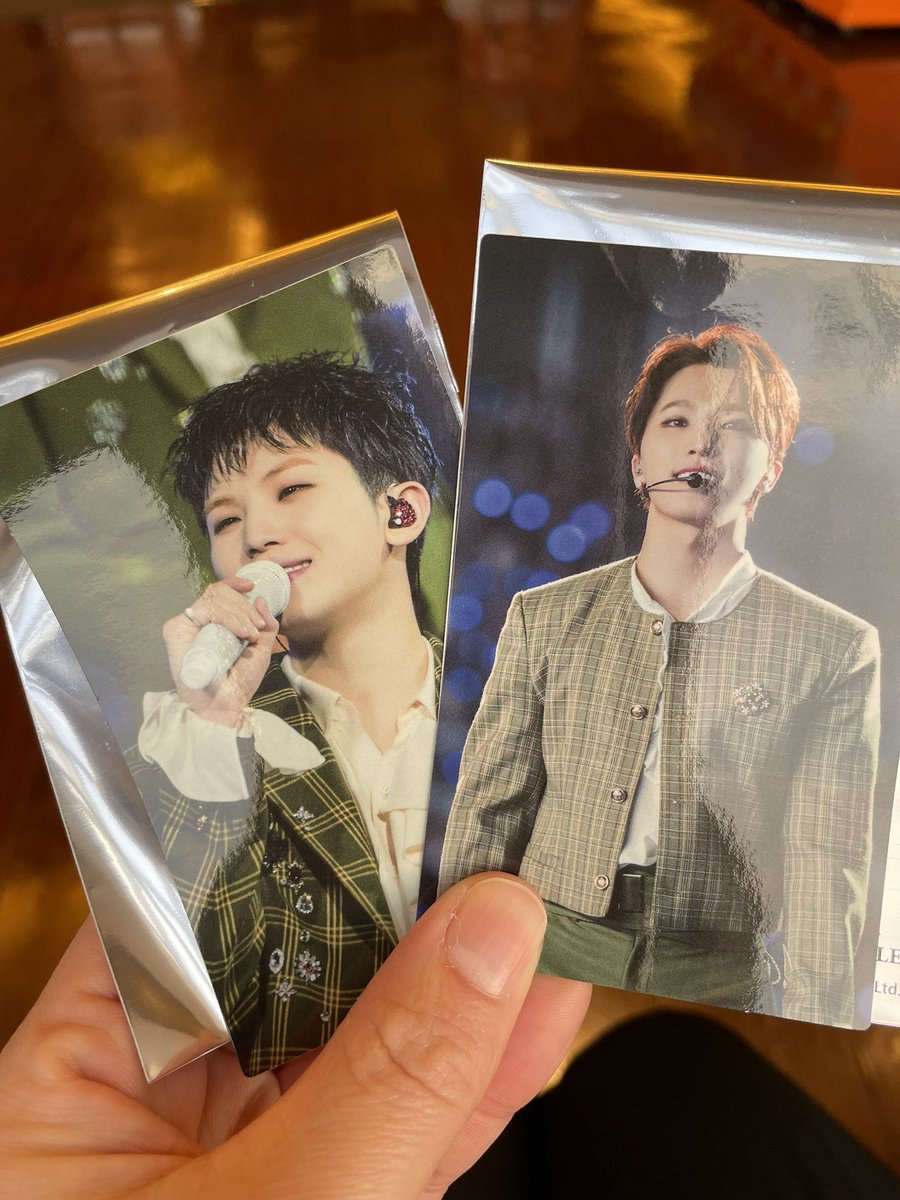 SEVENTEEN 映画 ムビチケ 交換

譲 ウジ ディノ

求 ウォヌ

郵送希望📮
お気軽に声かけてください😊
 #SEVENTEEN交換  #セブチ