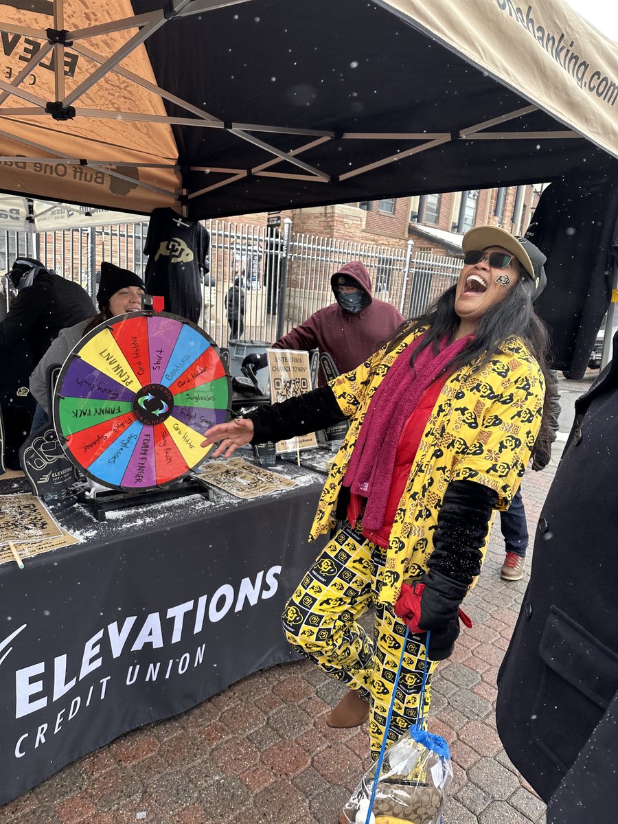 Will we see you at the <a href="/CUBuffsFootball/">Colorado Buffaloes Football</a> Black &amp; Gold Spring Game tomorrow? We will be there no matter what the CO spring weather holds 😄 
If you can't make it to Folsom Field, watch it on #ESPN2!

#SkoBuffs #CUBoulder