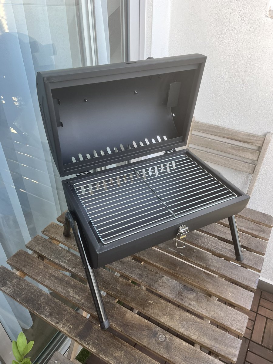SyedAkramin's tweet photo. The best RM50 I’ve ever spent. Beli dari Shopee tapi saya rasa produk dari China. Tak mungkin USA boleh jual benda yang sama dengan harga ini 😄

Ok, malam ini kita grill and smoke! https://t.co/UGCzsBjGob