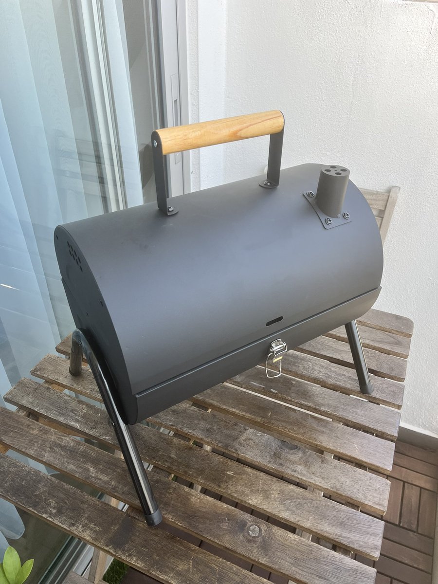 SyedAkramin's tweet photo. The best RM50 I’ve ever spent. Beli dari Shopee tapi saya rasa produk dari China. Tak mungkin USA boleh jual benda yang sama dengan harga ini 😄

Ok, malam ini kita grill and smoke! https://t.co/UGCzsBjGob