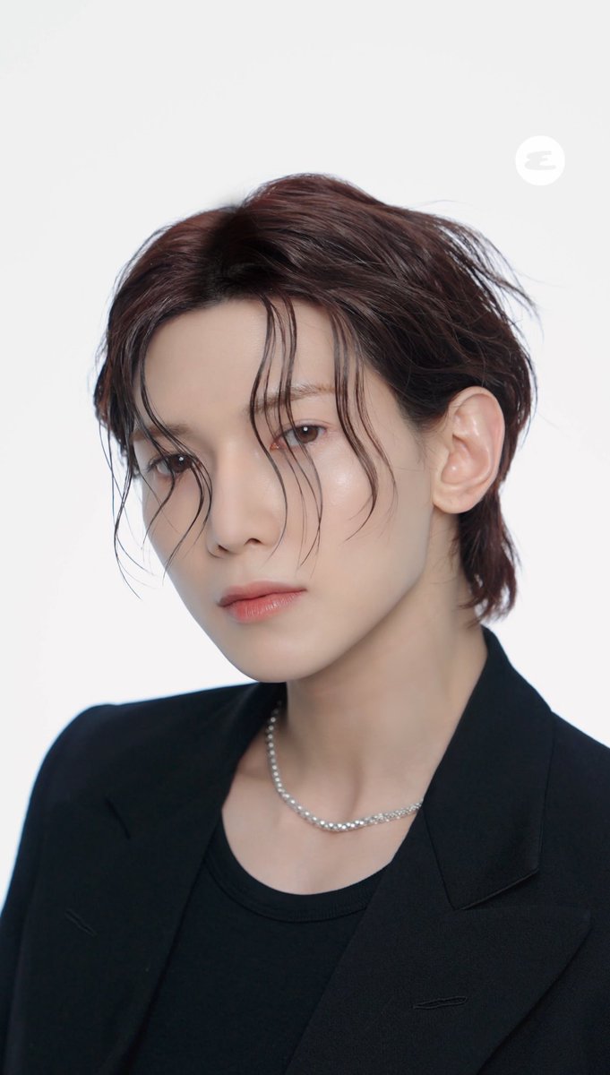 어어 여상, 도베르만같이 멋있는 거 축하해. 헤헷몬 닮아서 예쁘게 웃는 거 축하해. 말티즈처럼 귀여운 것도 축하해. 단 15초 동안의 아이컨택이지만 이렇게나 많은 여상을 만날 수 있어요.🌸
🔗 instagram.com/reel/DInE13cv7…
-
<a href="/ATEEZofficial/">ATEEZ(에이티즈)</a> #에이티즈 #ATEEZ #여상 #YEOSANG #도베르만_YS #에스콰이어