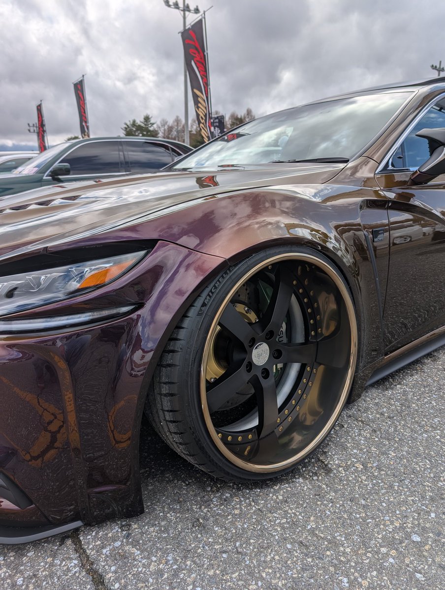 madspeed1975's tweet photo. ローフォルム杯の画像放出!
#lowform #ローフォルム杯
#車好き #lexusls
#madspeed1975 https://t.co/Tg0NEzmMTX