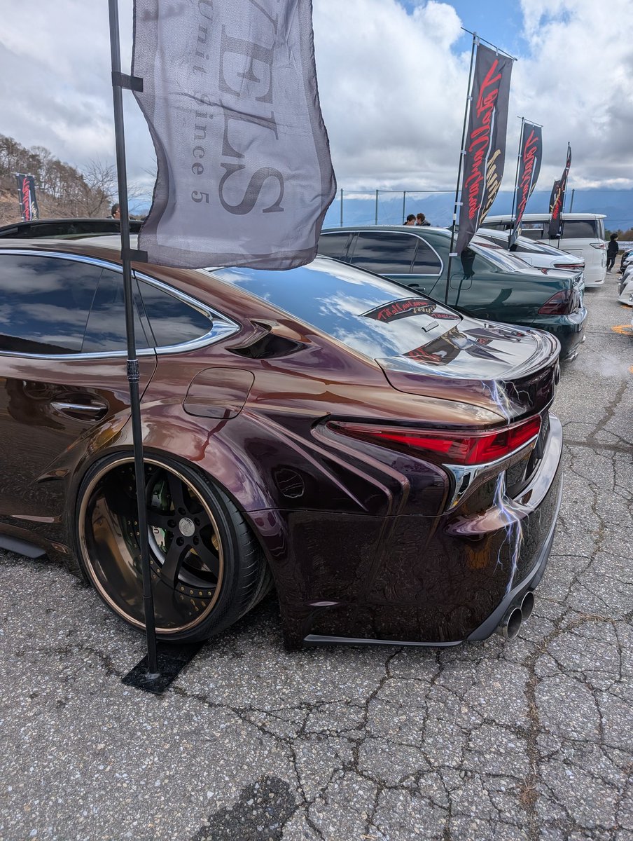 madspeed1975's tweet photo. ローフォルム杯の画像放出!
#lowform #ローフォルム杯
#車好き #lexusls
#madspeed1975 https://t.co/Tg0NEzmMTX