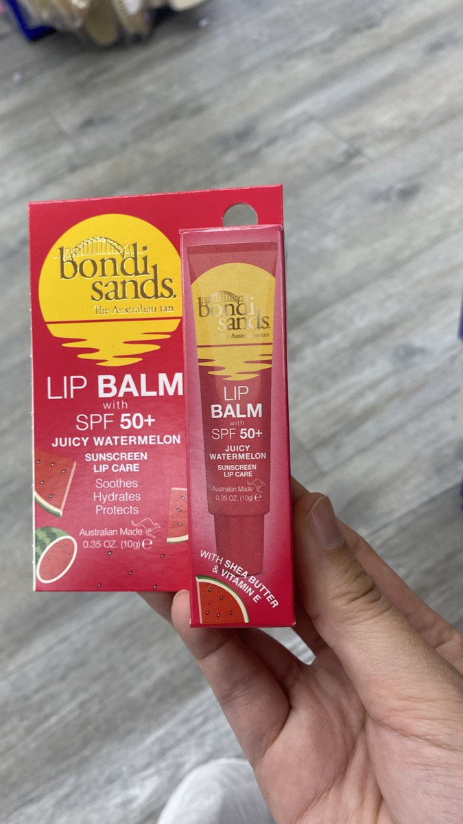 temengonser's tweet photo. jastip lipcare lipbalm dari australia gesss cintai bibirmu pakai lipbalm tiap hariii yuhuuu cocok buat kado juga nih https://t.co/o4r4sWc8yn