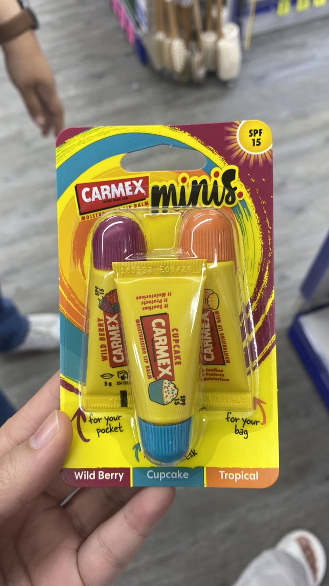 temengonser's tweet photo. jastip lipcare lipbalm dari australia gesss cintai bibirmu pakai lipbalm tiap hariii yuhuuu cocok buat kado juga nih https://t.co/o4r4sWc8yn