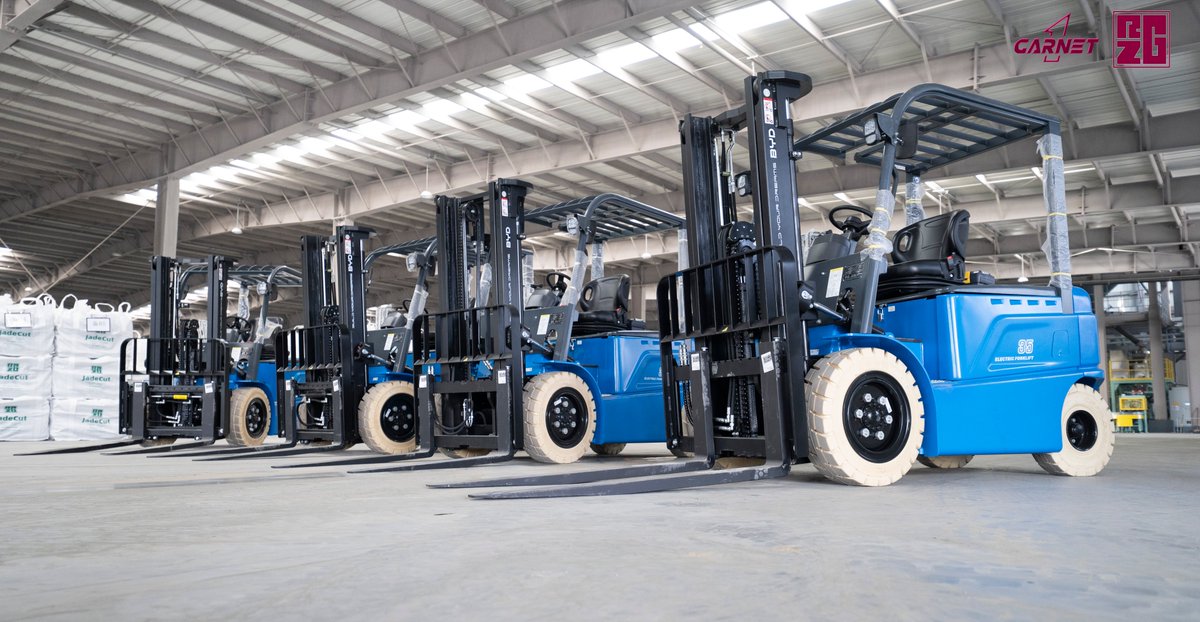 OneGarnetGroup's tweet photo. In pursuit of reducing carbon emissions, enhancing the workplace environment, and minimizing long-term equipment maintenance costs, we have procured eight state-of-the-art electric forklifts as replacements for traditional internal combustion forklifts. https://t.co/YTNYLvsDVc