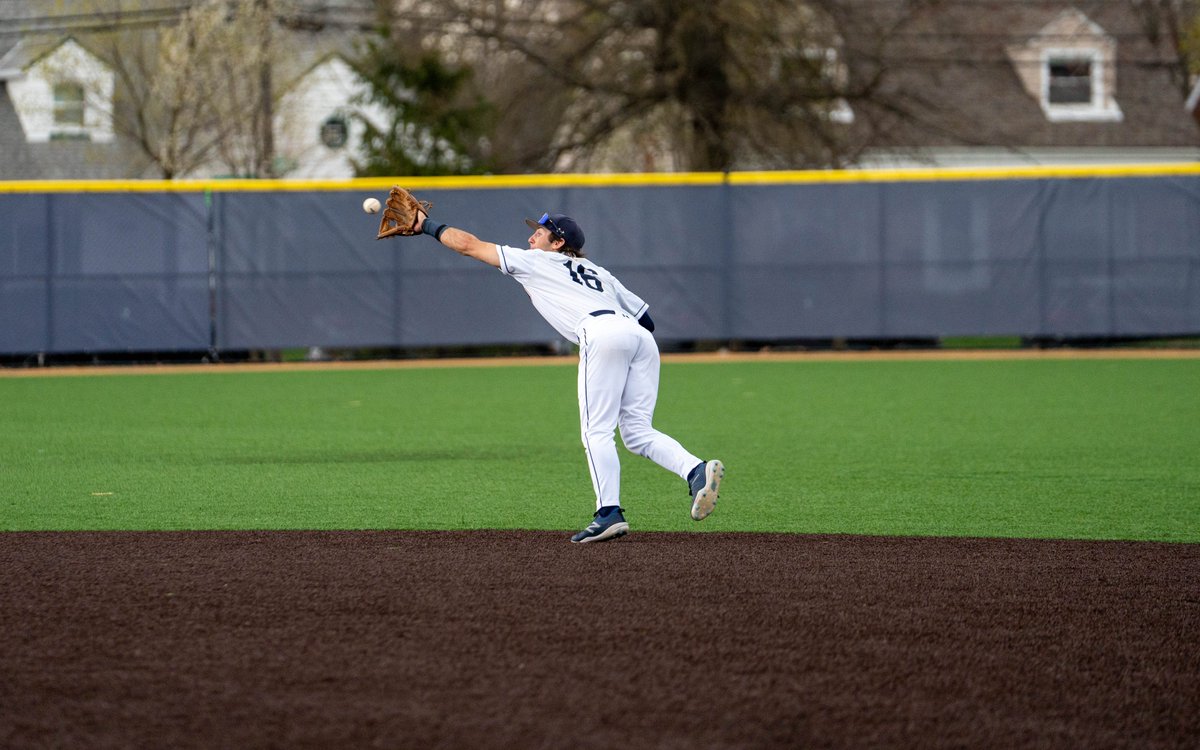 BB: Consistent hitting, excellent fielding, and strong bullpen deliver first sweep ever of the Etta Express for <a href="/jcu_baseball/">John Carroll Baseball</a> ⚾️

📰 jcusports.com/news/2025/4/18…