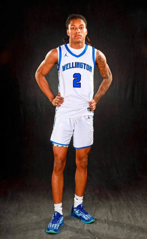 College coaches,

Uber talented 6'6" 2025 - Wing <a href="/TorElRobinson2/">Tor-El Robinson</a> (Wellington HS) is AVAILABLE. 

This young Man can PLAY and is willing to leave the state of Florida for the right college situation. 

Serious Inquires Only

youtu.be/blyQlG9xGDo?si… 

#FloridaBasketballBulletin