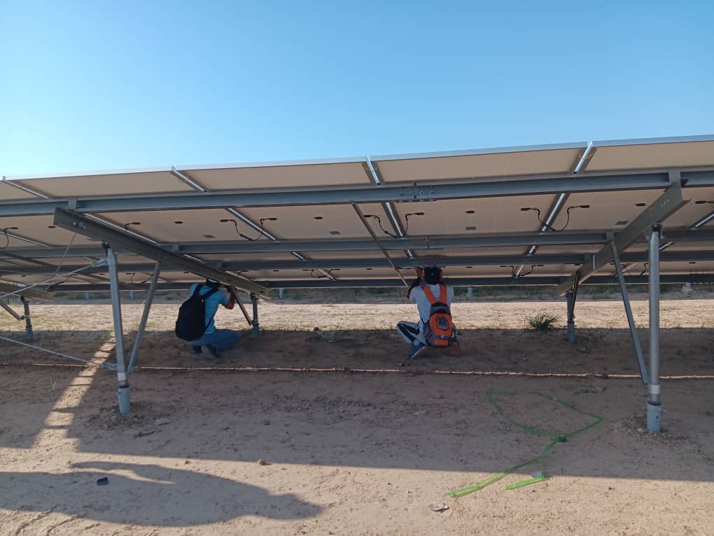 ✊🏻💚🌞 ¡Gente que construye, que ama y que transforma!
Hoy quiero reconocer a esos héroes que trabajan en silencio, que aman a su país y lo demuestran con acciones. ¡Son #OrgulloUPR! ❤️