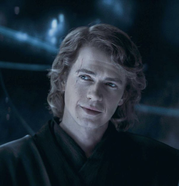 DiscussingFilm's tweet photo. Today is Hayden Christensen’s 44th birthday! https://t.co/2YfAWlMySw