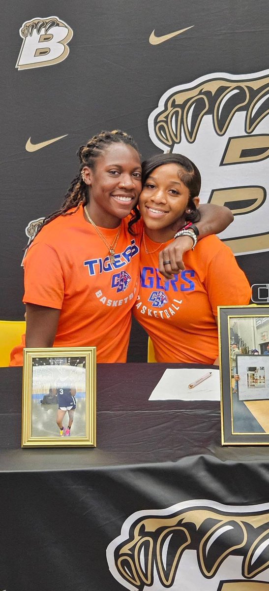 Love Alee Howard tweet media