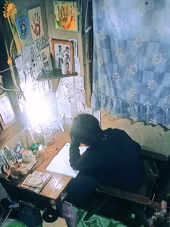 CholiShweaa1's tweet photo. Drawing💕🖋 #Anime #Drawing #Myanmar 
#Room https://t.co/jeuOdlnvEn