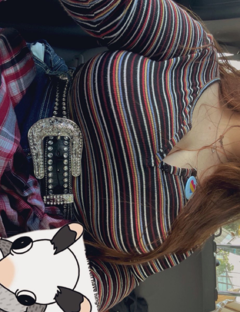 RoseLevy1's tweet photo. I need to tie someone up and make them give me all their money 🙂‍↕️💰 #bigtiddygothgirl #bigtiddygothgf #btggf #nsfwtwitter #bdsm #sub #mommy #paypig #dom #paymepig #mommymilkers https://t.co/C7kQqnYUul