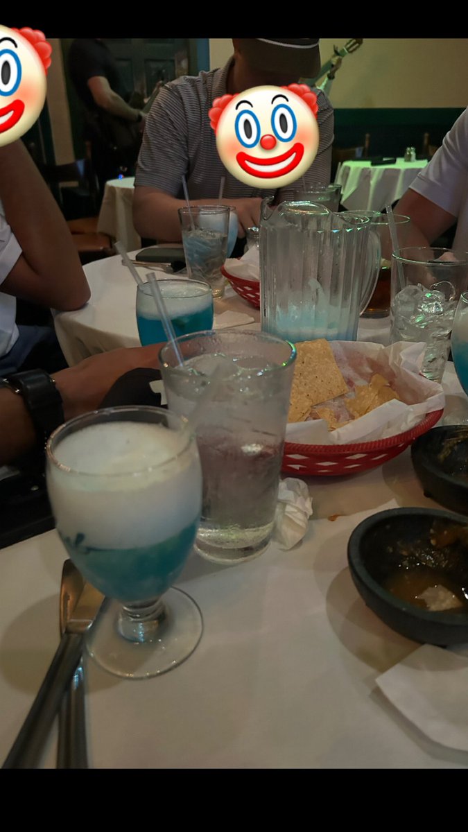 RickDaniels007's tweet image. Hometown buddies picking up the check, one more round amigo #ferda #whiteprivilege