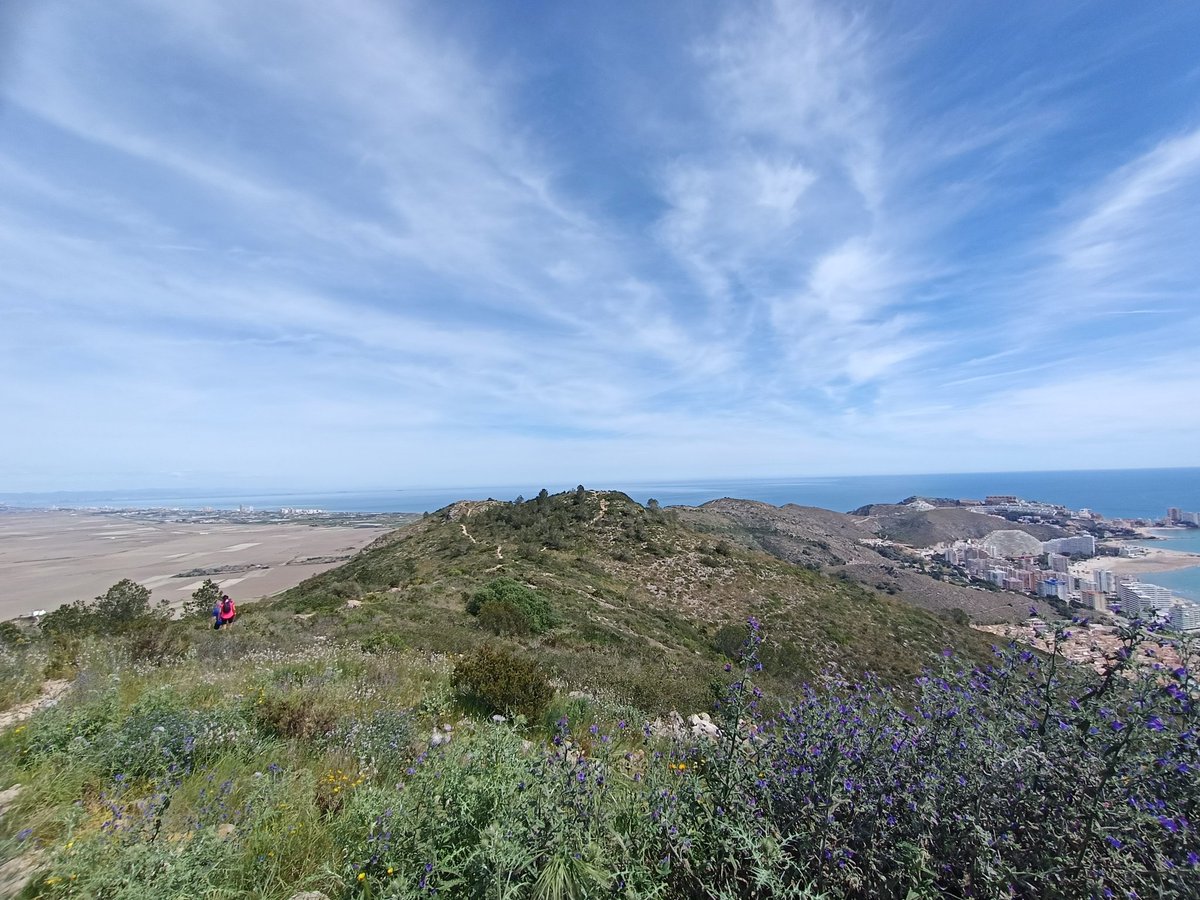 La_gata_bonita's tweet photo. 📸18/4/25🤩vistas del Mediterráneo desde la montaña de Cullera. #Valencia #18Abr #ViernesSanto #SemanaSanta #Pascua2025 #RutaSenderista @AEMET_CValencia @ElTiempoes @meteolivereta @oratgenet @SomosMeteo @Valencia_WX @Tiempo_Valencia @AEMET_Esp @avamet  @1967fct @apuntoratge https://t.co/f0RbE7vbW5