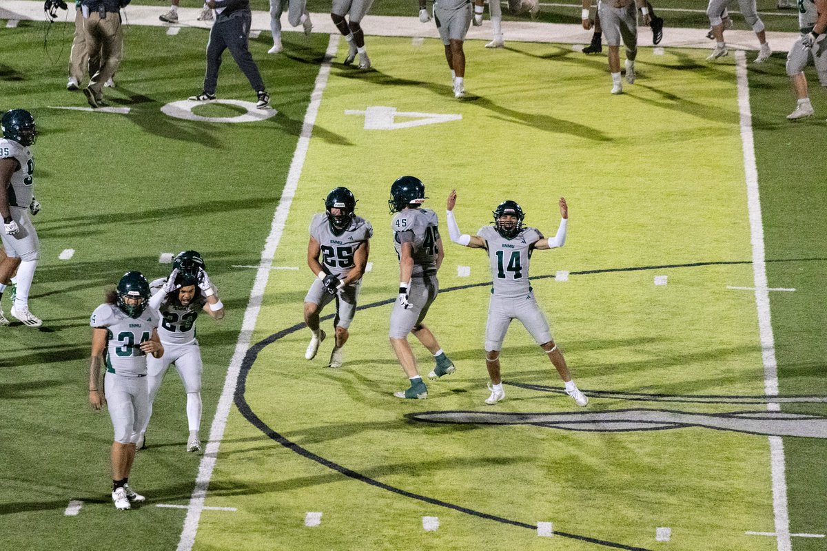 𝓓𝓸𝓷'𝓽 𝓒𝓪𝓵𝓵 𝓘𝓽 𝓐 𝓒𝓸𝓶𝓮𝓫𝓪𝓬𝓴 😉

Silver Wins In The Final Minute!!!

Silver - 14
Green - 13

#ReignForever #ALLIN #ENMU