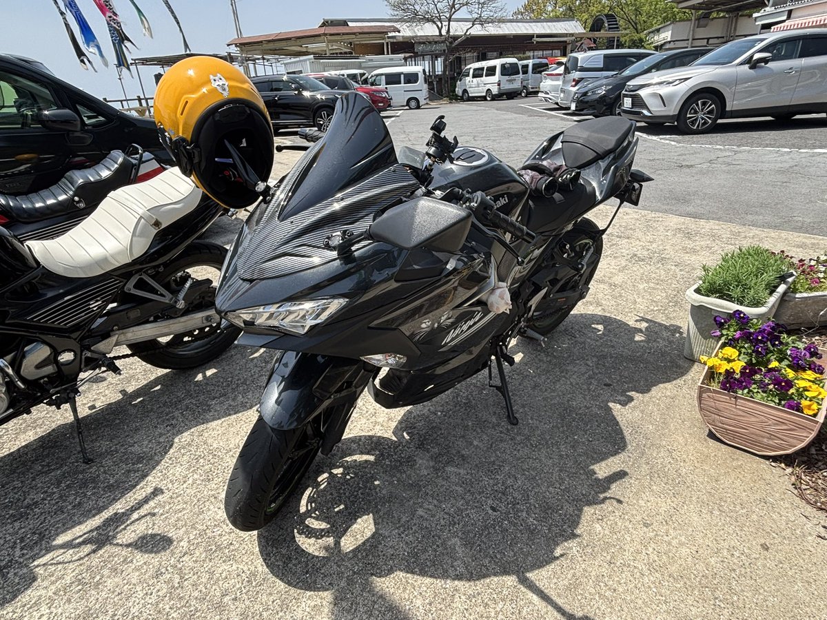 KatfishNaoto's tweet photo. 蕎麦食べて千々石〜
いや、今日一緒に走ってる人バイクの音がすごいw https://t.co/7pGB4RM89P