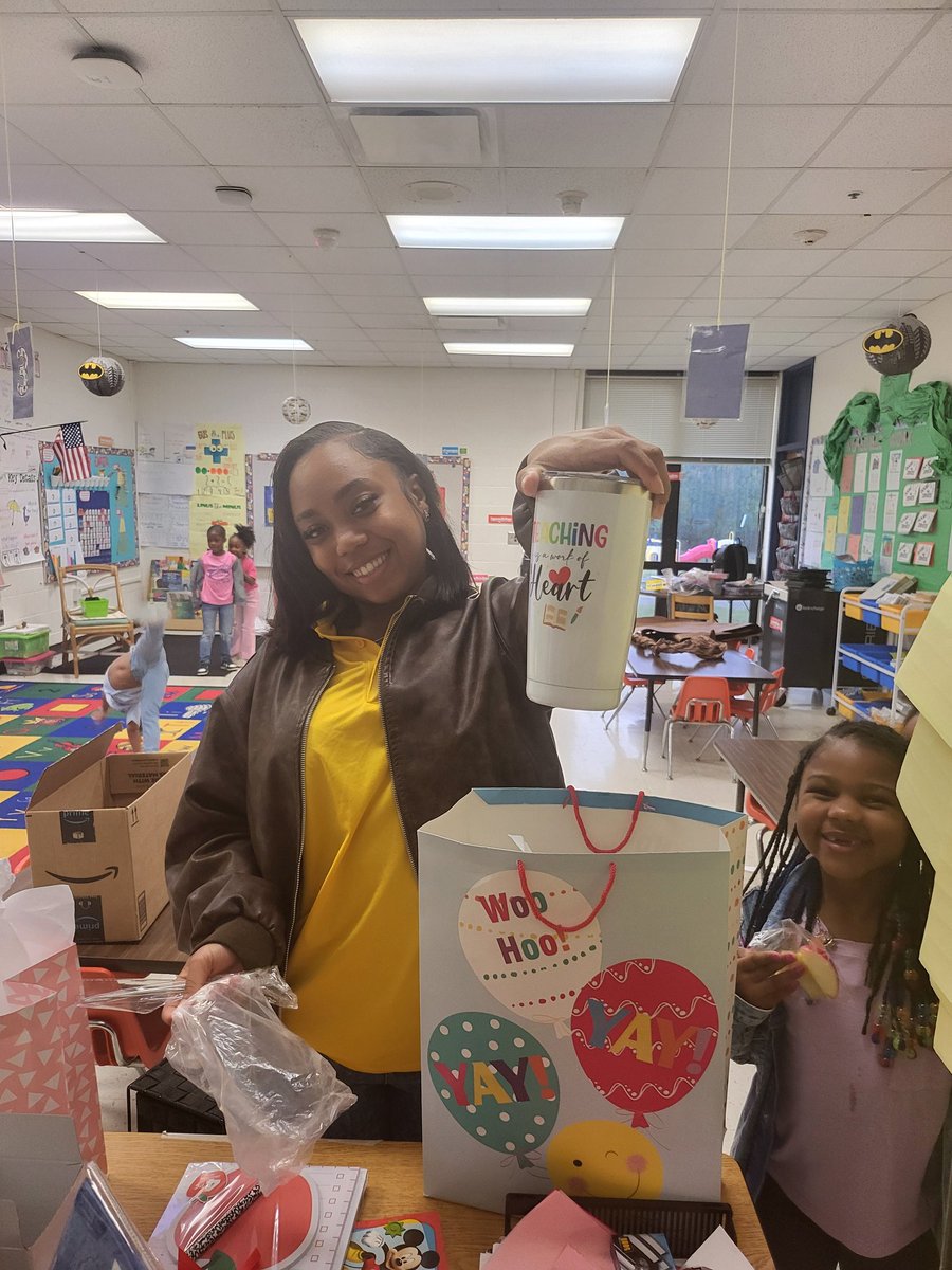 BeverlyDBaldwin's tweet photo. Today was the last day for my student teacher, and she tried to shy away from the camera in order NOT to cry! Lol. She will be missed, but she is off to rejuvenate, renew, restore, and restructure the lives attached to students and their families! ❤️ 😍 https://t.co/DLXO7PvDMQ