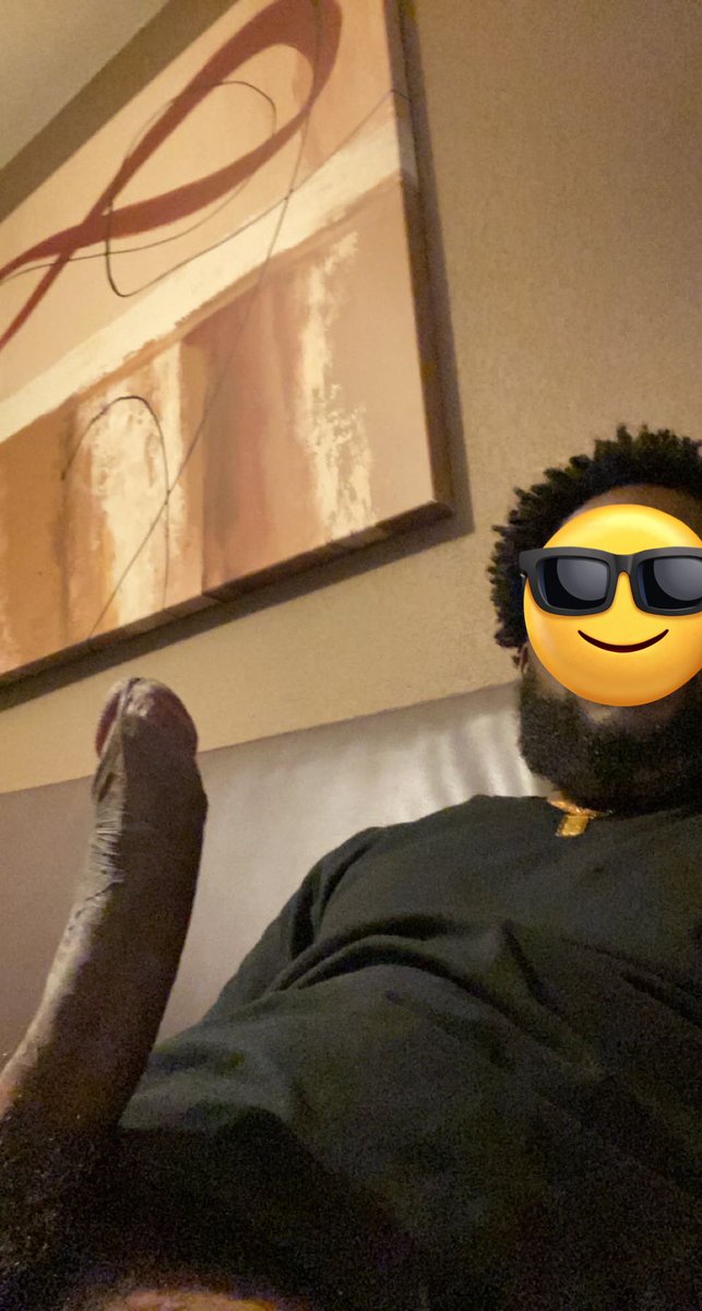 _emacc's tweet photo. Like and rt if you’d let me slutt you out 🫣 https://t.co/CcKh9yCRsb